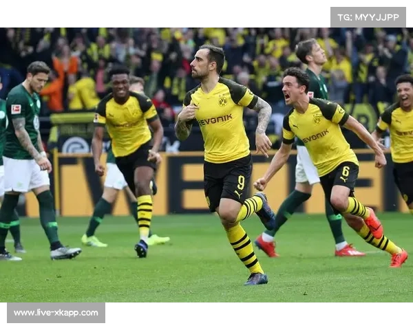 多特蒙德上半场3-0领先美因茨，吉拉西头球双响展现空中优势